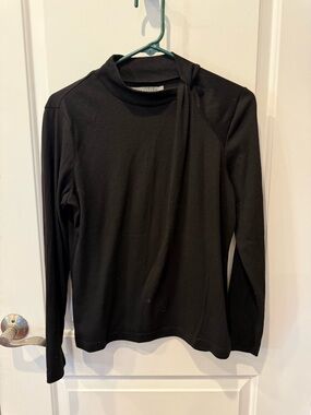 209wst38 New York Classic Black Long Sleeve Turtleneck - Women's Size Small